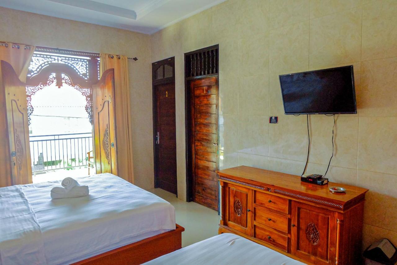 Adi Homestay Canggu Extérieur photo