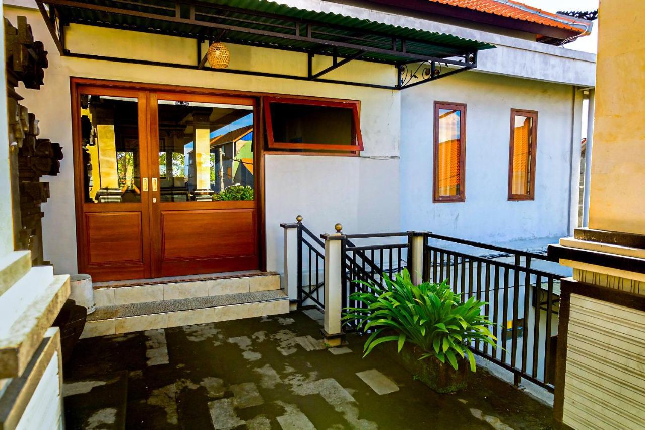 Adi Homestay Canggu Extérieur photo