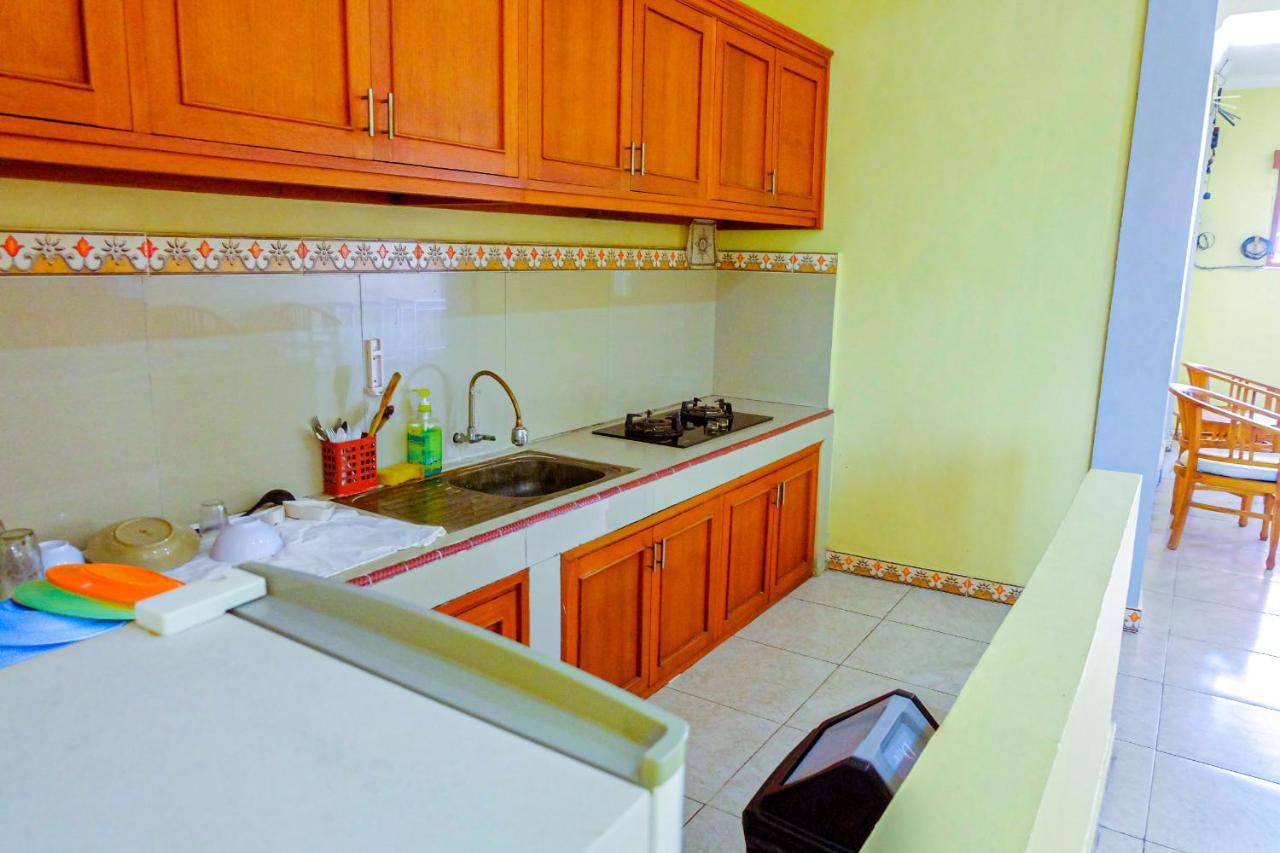 Adi Homestay Canggu Extérieur photo