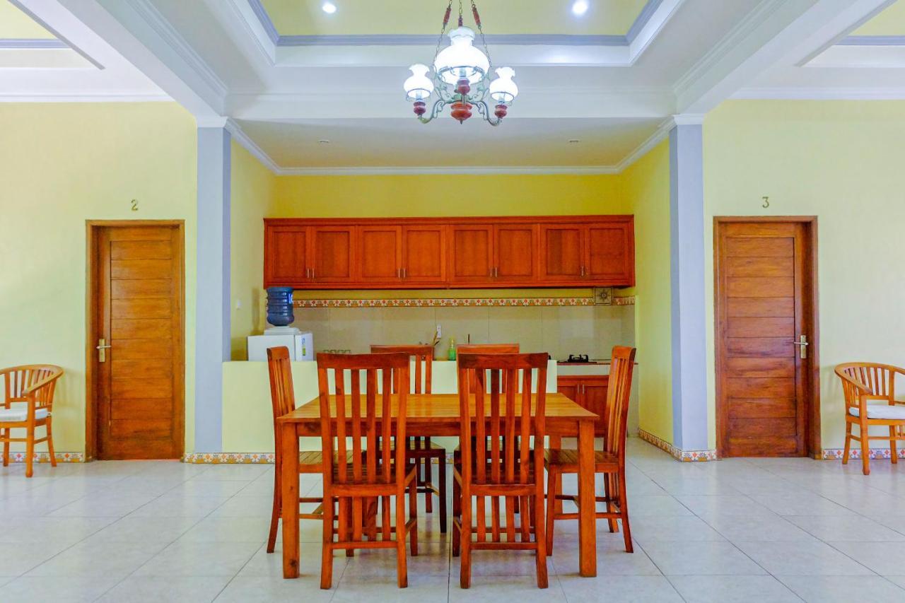 Adi Homestay Canggu Extérieur photo