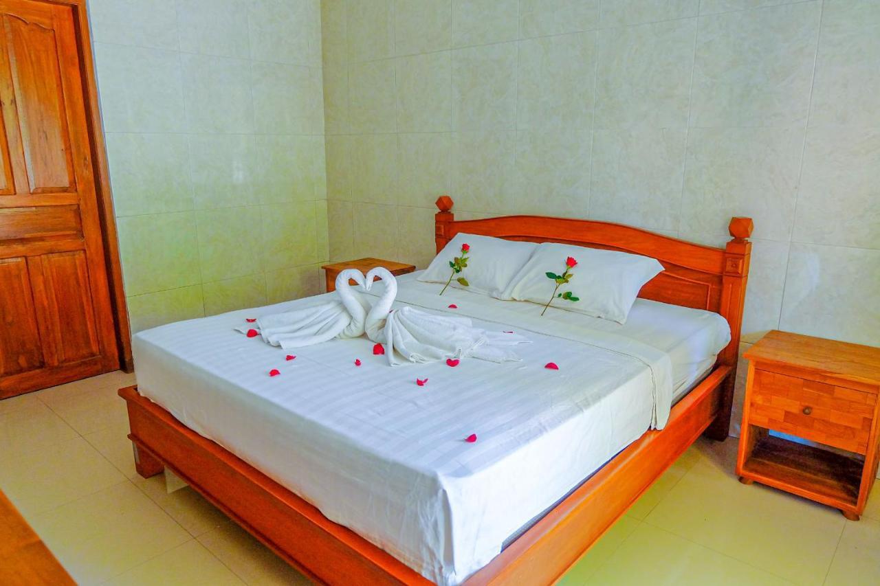 Adi Homestay Canggu Extérieur photo