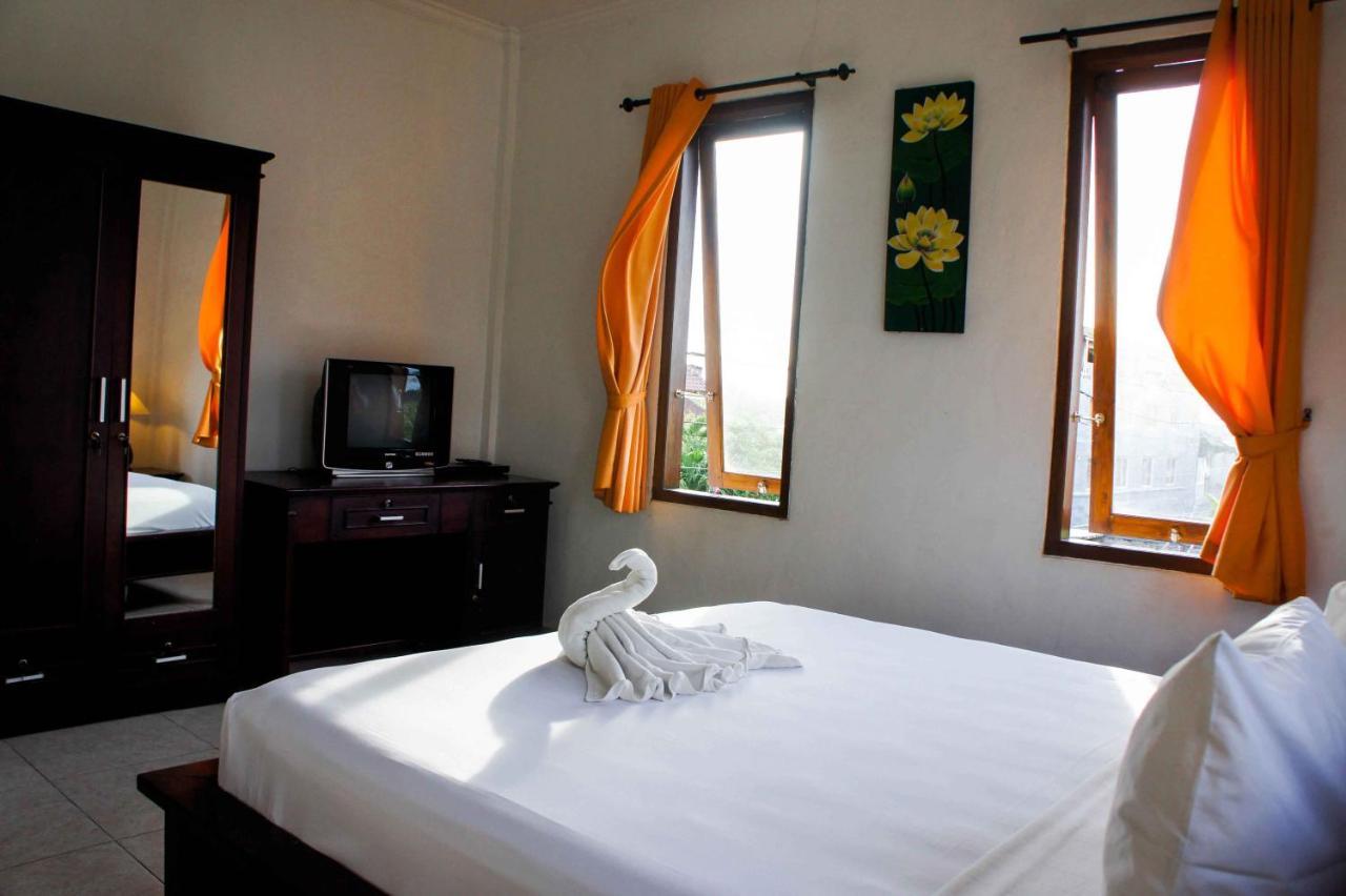 Adi Homestay Canggu Extérieur photo